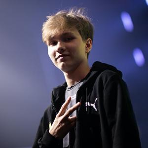 金阿林在首 金阿林在首