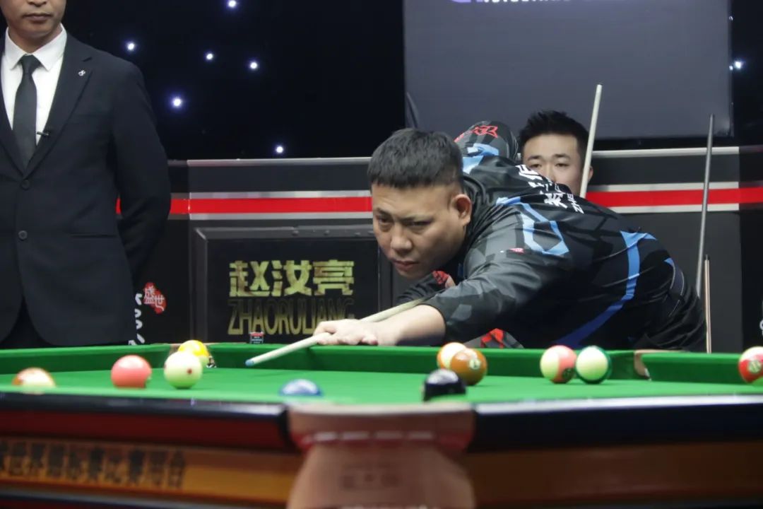 练的指导下 练的指导下