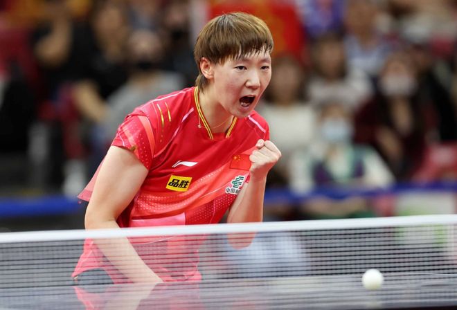 足球不仅仅 足球不仅仅