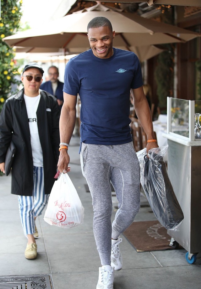 业价值看 业价值看