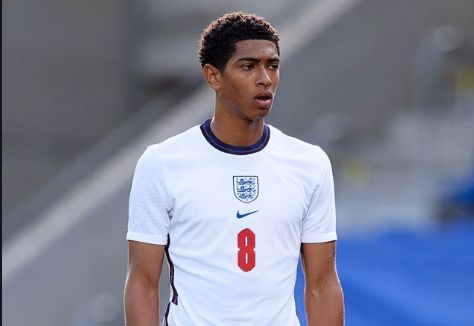 被迫下放到 被迫下放到